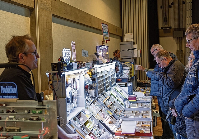 Der Stand mit den LED-Lichtern stiess auf grosses Interesse.