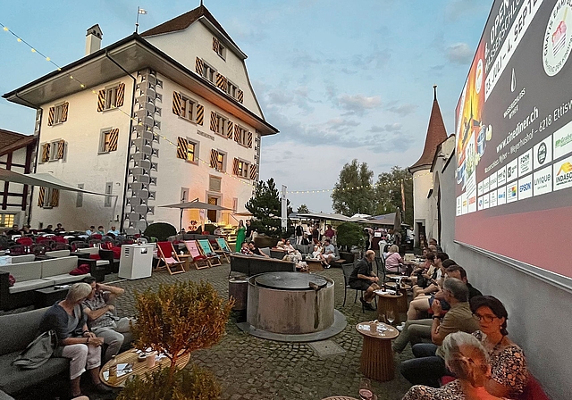 Im wundervollen Ambiente des Schlosses kommen Cineasten voll auf ihre Kosten.Bild: zvg