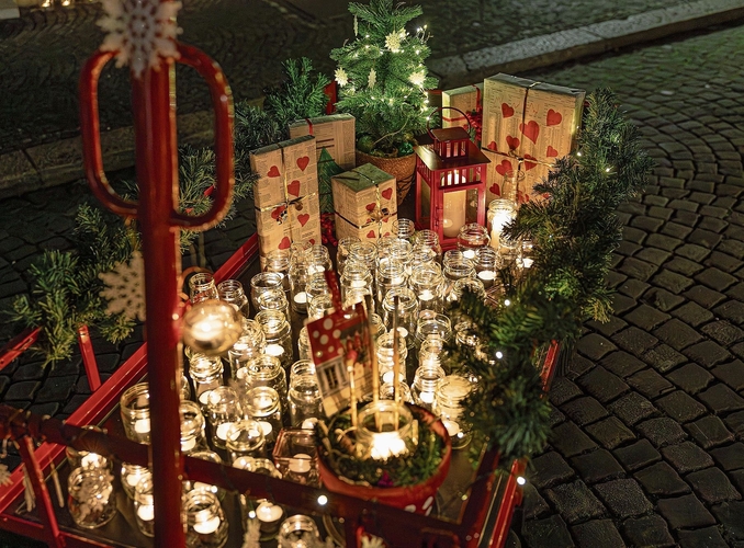 Ein voll bepacktes Leiterwägeli.