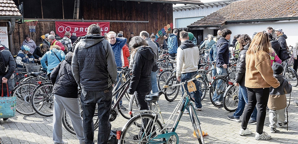 Der Platz leerte sich zügig.