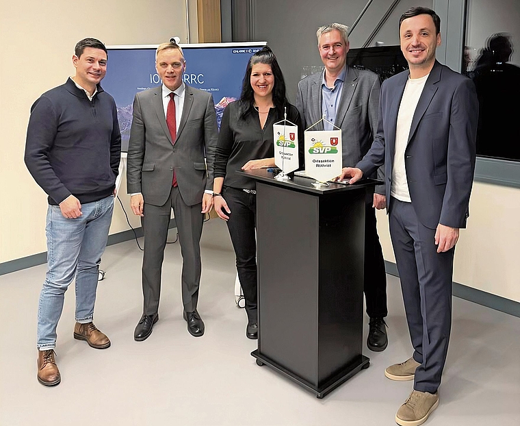 Von links: Benjamin Giezendanner, Jean-Pierre Gallati, Andrea Müller, Christian Glur und Mile Vidovic.Bild: zvg