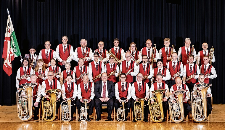 Der Musikverein hat sich dieses Jahr ganz dem Motto «Very British» verpflichtet. Bild: zvg