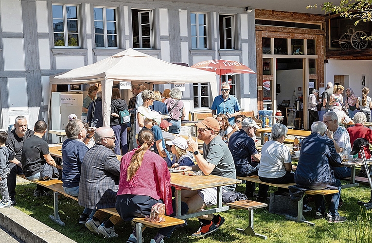 Viele Besucher genossen das gemütliche Ambiente.