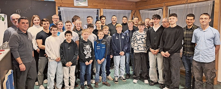 Zahlreiche Sportlerinnen und Sportler aus unterschiedlichsten Disziplinen wurden für ihre herausragenden Leistungen im vergangenen Jahr geehrt.Bild: zvg