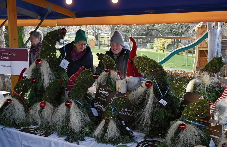 Denise Zemp bot Wichtelglück an.Bilder: Thomas FÜrst Denise Zemp bot Wichtelglück an.Bilder: Thomas FÜrst