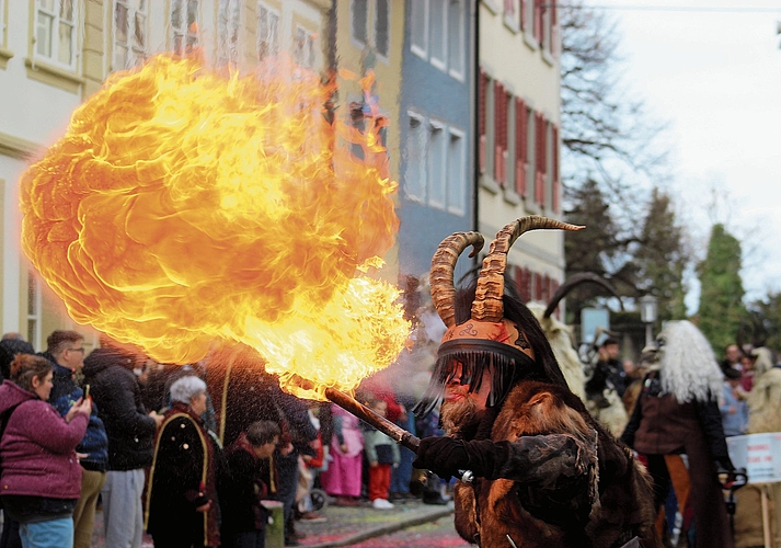 Auch Feuerspucker hatten die Wendols aus Stans dabei.