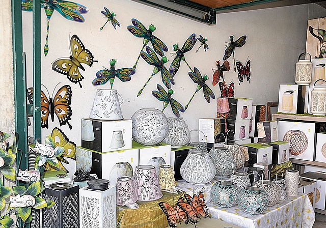 Die Solarlampen waren Neuheiten – oder durfte es doch ein Zierinsekt sein?