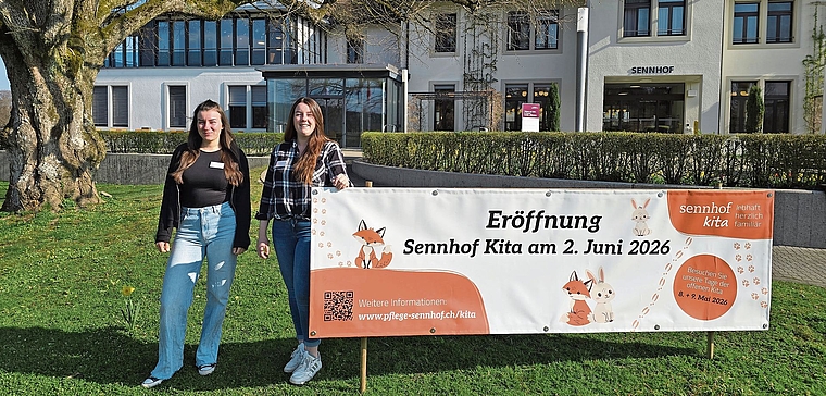 Das Kita-Team mit Rebecca Zemp (links) und Rebecca Gerhard freut sich auf die Kids.Bild: Stefanie Suter