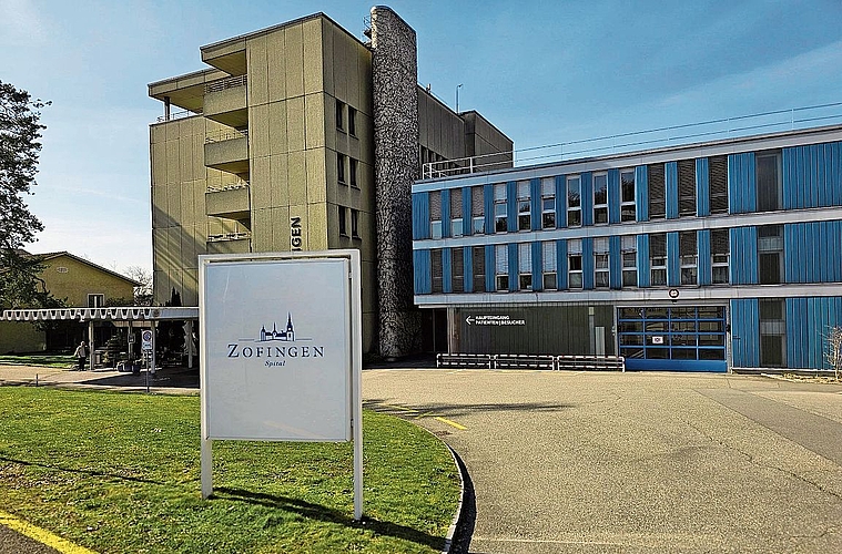 Zwei Jahre nach der Übernahme gehe es dem Spital finanziell besser, sagt die private Eigentümerin.Bilder: zvg