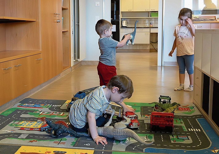 Dinosaurier und LKW wurden in Beschlag genommen.
