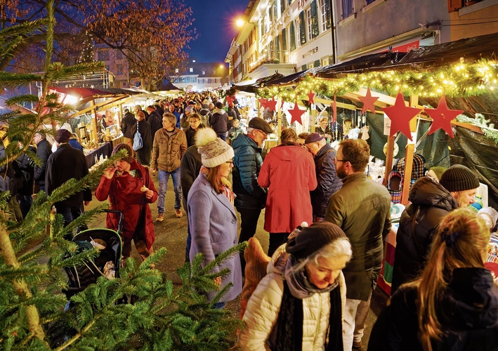 Ein gewohnter Anblick: Tausende Besucher im Städtli.