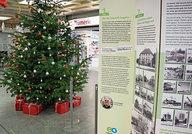 Eine Ausstellung in der Mall zeichnet die Geschichte des EO Einkaufszentrums Oftringen nach.Bild: Adrian Gaberthüel