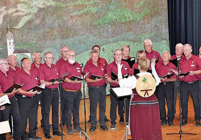 Der Männerchor Brittnau gestaltete unter der Leitung von Emma Stirnimann zwei Auftritte.Bild: zvg