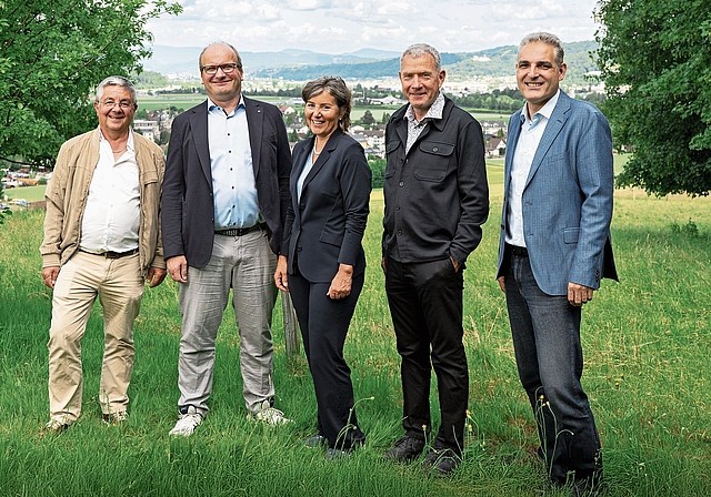Der Gemeinderat (v.l.): Ivo Müller, Willi Zürcher, Marianne Schärli, Josua Müller und Bruno Geiser.Bild: Zvg
