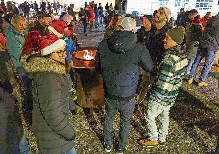 Die Feuerstellen wurden zum Treffpunkt. Die Feuerstellen wurden zum Treffpunkt.