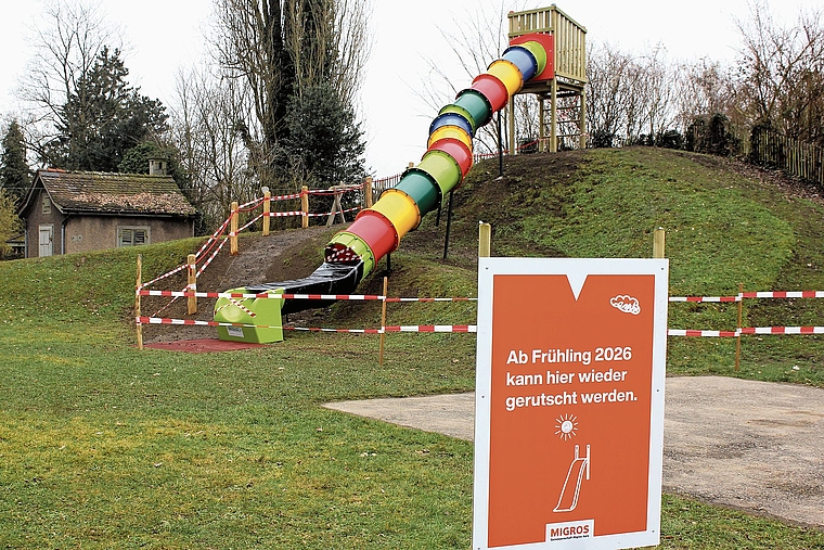 Ende Februar sollten die Arbeiten an der Rutschbahn abgeschlossen sein.Bild: Rafael Hüssy