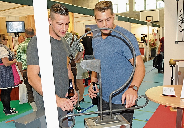 Der Outdoor-Neujahrhöcks beim vereinseigenen Haus in Boningen war wiederum gut besucht.Bild: Bruno Muntwyler