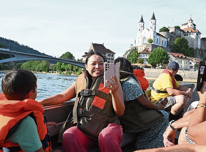Selfie-Time auf der Aare. Selfie-Time auf der Aare.