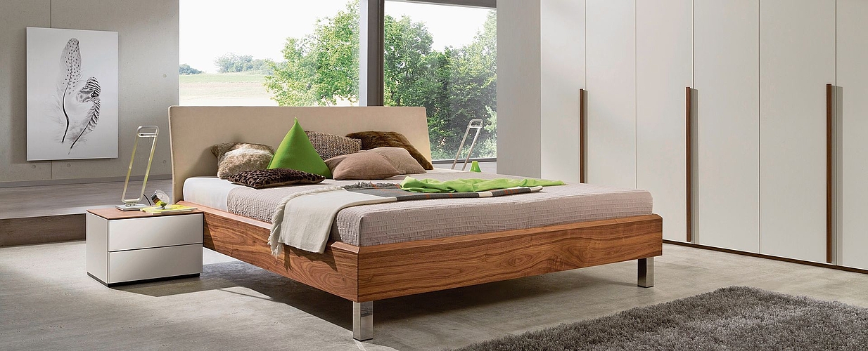 Beim Bett Mia von MAB werden Muotathaler und Oftringer Handwerk vereint.