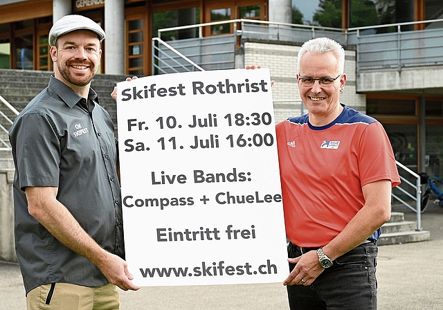 OK-Präsident Fabian Senn (links) und Roger Lussi, Organisator des Sommer-Biathlons, freuen sich auf das Skifest.Bild: Manuel Arnold