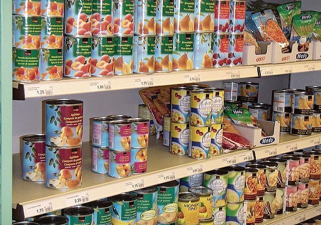 Gesammelte Lebensmittel müssen zwischengelagert werden.Bild: zvg