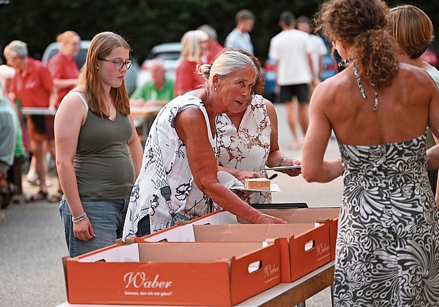 Vordemwald und seine Cremeschnitte, ein scheinbar unzertrennliches Paar.Bilder: Manuel Arnold