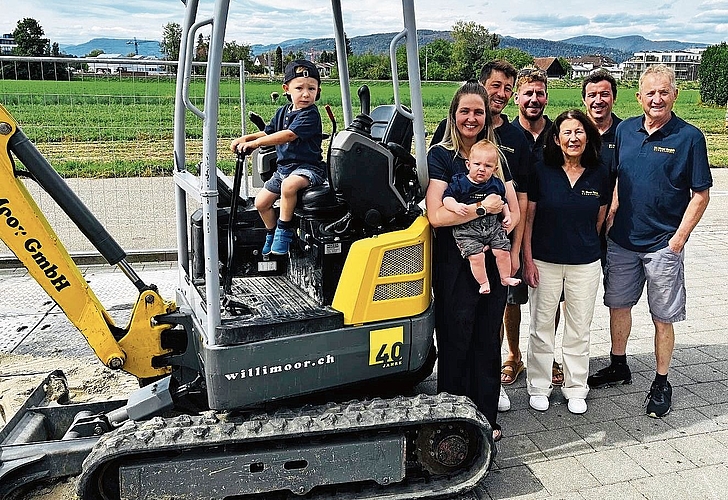 Das Team der W. Moor GmbH freute sich über die vielen Besucher am Jubiläumsfest. Das Team der W. Moor GmbH freute sich über die vielen Besucher am Jubiläumsfest.
