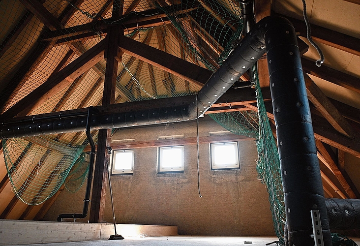 Dachstock. Besenrein. Dachstock. Besenrein.
