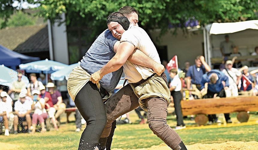 Hochkarätiger Schwingsport gab es für die knapp 2000 Zuschauer zu sehen.Bild: habu fotografie Hochkarätiger Schwingsport gab es für die knapp 2000 Zuschauer zu sehen.Bild: habu fotografie