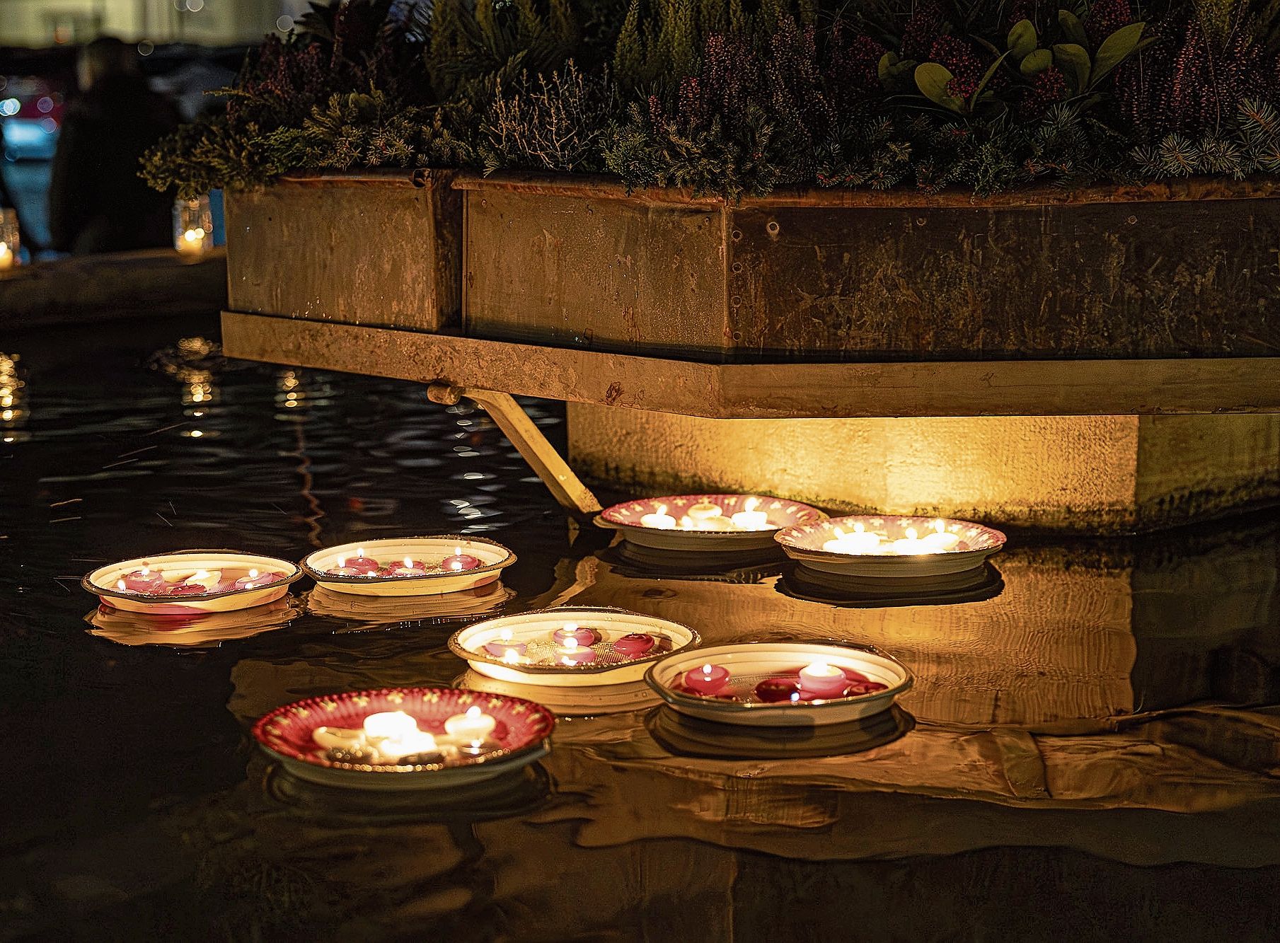 Ein Lichtermeer im Thutbrunnen.