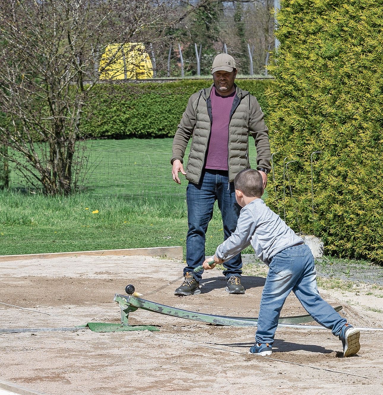 Der junge Mann landete einige beachtliche Treffer.