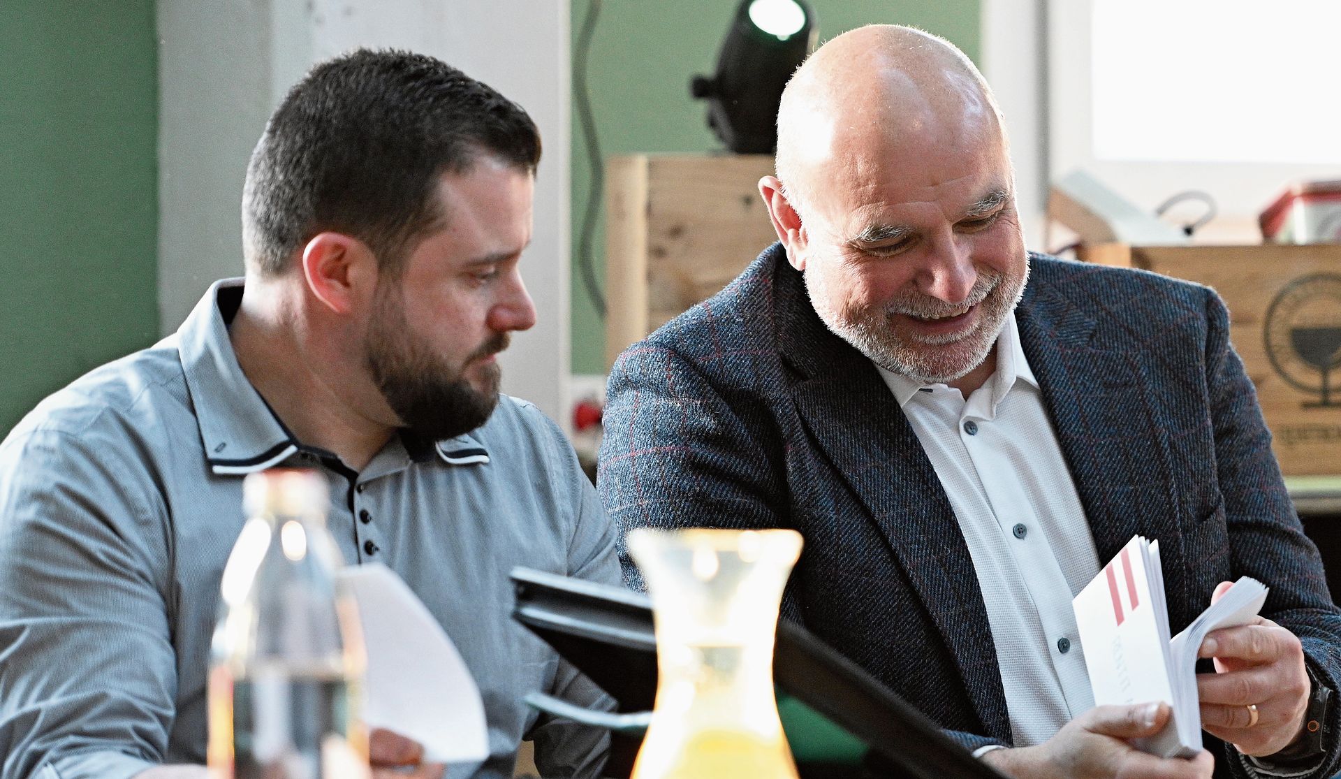 Die Arbeit im Vorstand scheint Spass zu machen: Jan Bachmann (links) und Vizepräsident Urs Plüss.