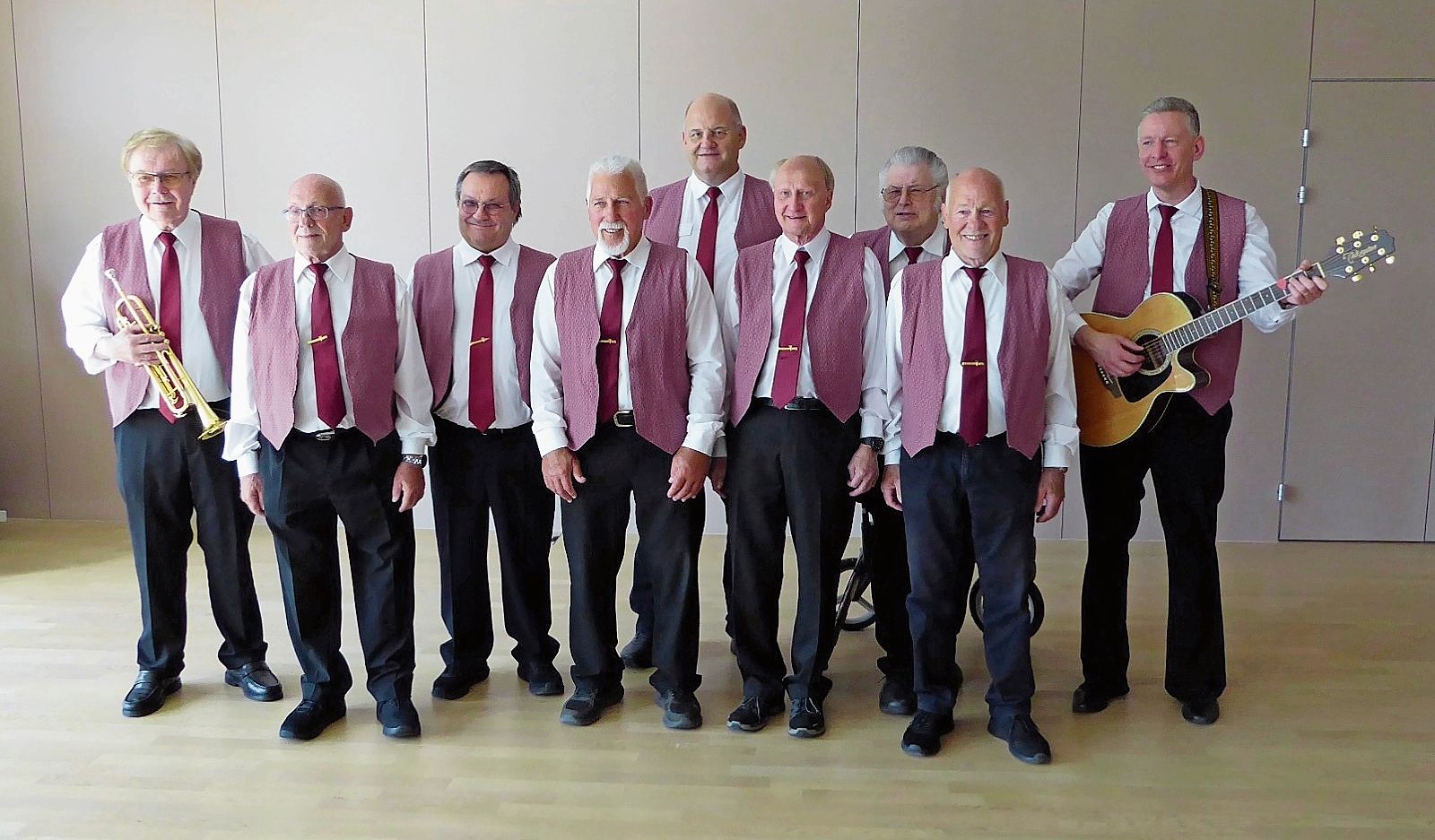 Das Füürwehrchörli Oftringen spielt zur Mittagszeit ein Platzkonzert.Bild: zvg Das Füürwehrchörli Oftringen spielt zur Mittagszeit ein Platzkonzert.Bild: zvg