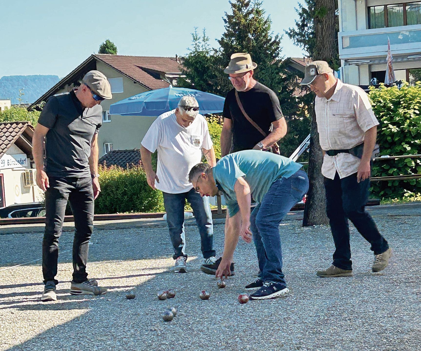 Das Gemeinderatsteam rund um Gemeindeammann Martin Portner (Zweiter von rechts).Bild: Werner Kurth