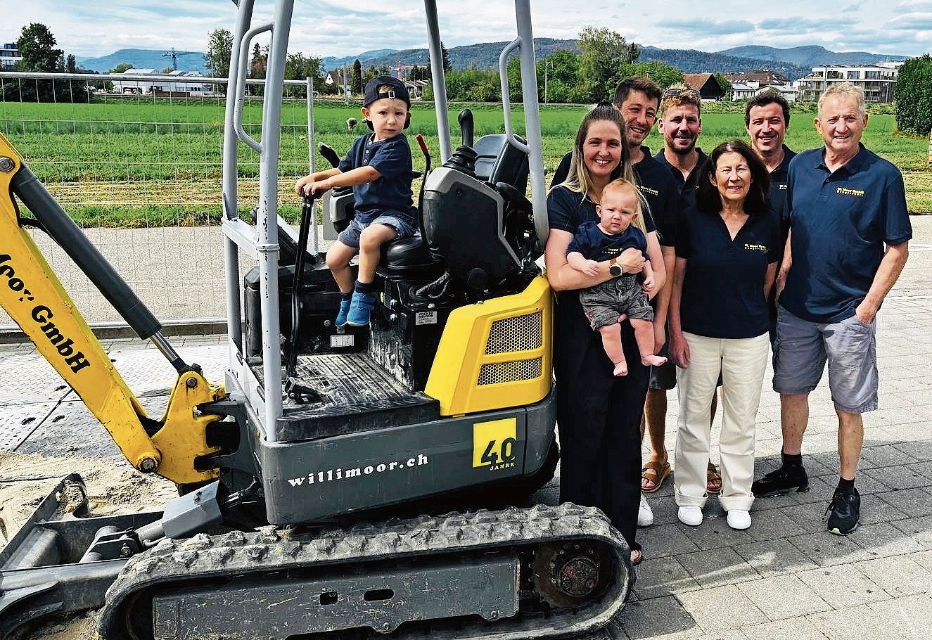 Das Team der W. Moor GmbH freute sich über die vielen Besucher am Jubiläumsfest. Das Team der W. Moor GmbH freute sich über die vielen Besucher am Jubiläumsfest.