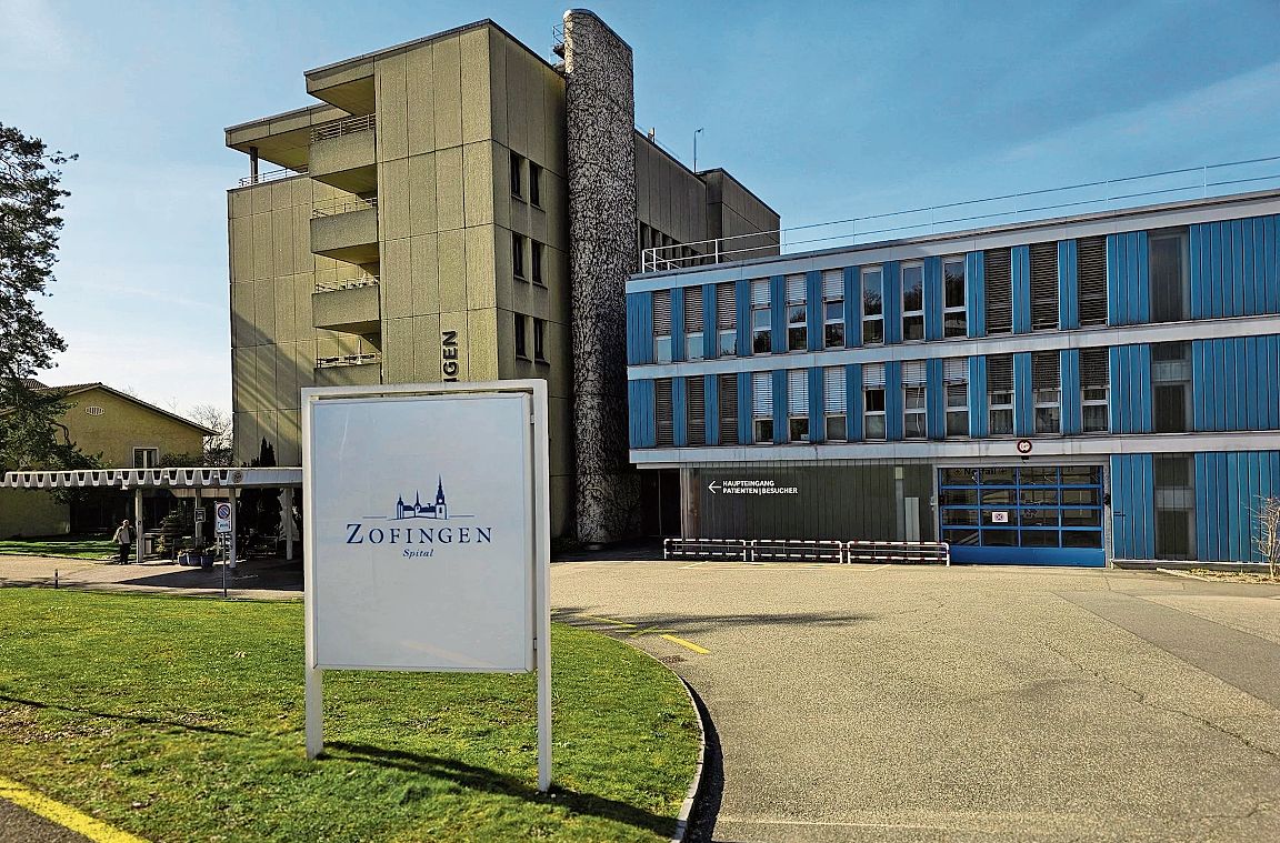Zwei Jahre nach der Übernahme gehe es dem Spital finanziell besser, sagt die private Eigentümerin.Bilder: zvg