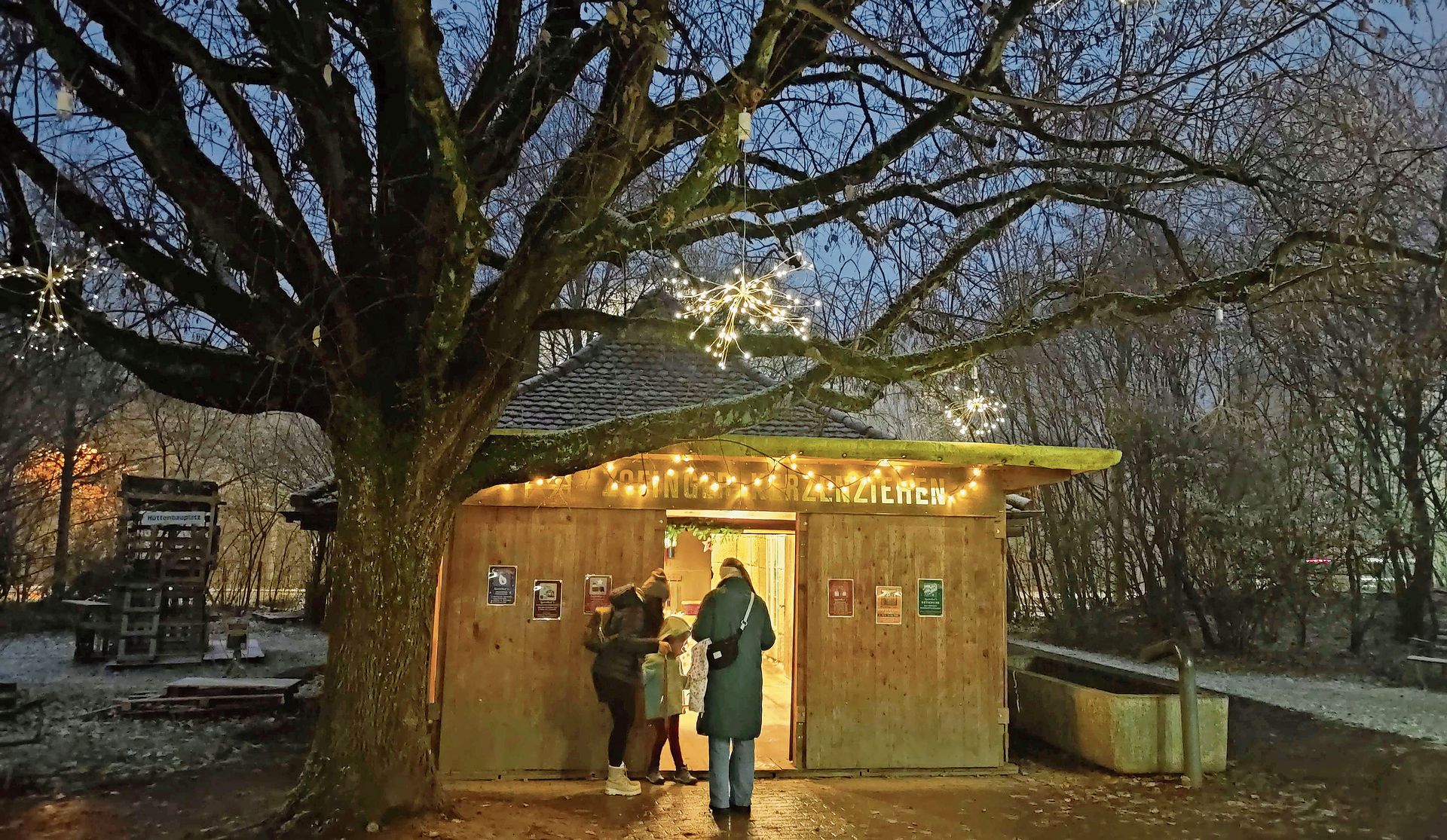 Im Kerzenatelier stehen eine grosse Auswahl an Farben zur Verfügung.Bilder: Spittelhof Im Kerzenatelier stehen eine grosse Auswahl an Farben zur Verfügung.Bilder: Spittelhof